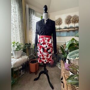 EUC New York & Company White Floral Print Pencil Skirt